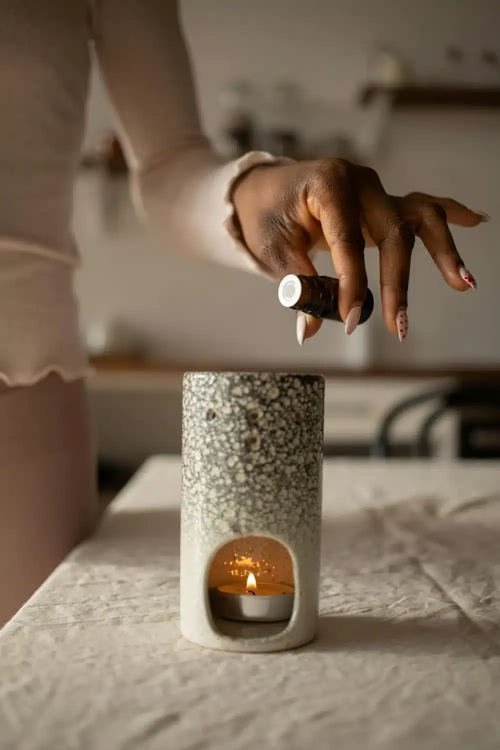 Premium scented candles with essential oil aroma diffuser for relaxation and wellness in Malaysia